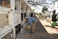 OPERATIVO PARA EMBELLECEN EL CEMENTERIO “MA. AUXILIADORA”