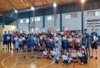 EMOTIVO ENCUENTRO DE MINI-B&Aacute;SQUET EN EL POLIDEPORTIVO
