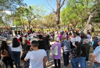 SE AHUYENT&Oacute; AL KARA&Iacute; OCTUBRE CON COMIDAS REGIONALES Y BAILE